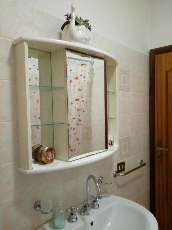 Bed and Breakfast Alfi Beb Le Torri Exterior foto